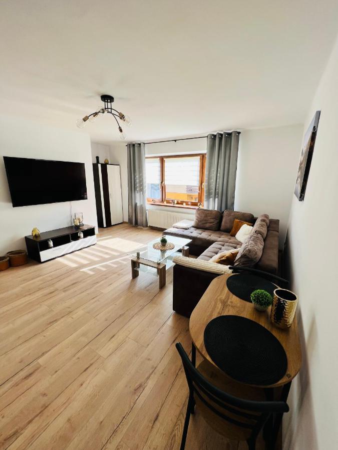 Apartament Kolejowa 7 Apartment Nowy Targ Bagian luar foto